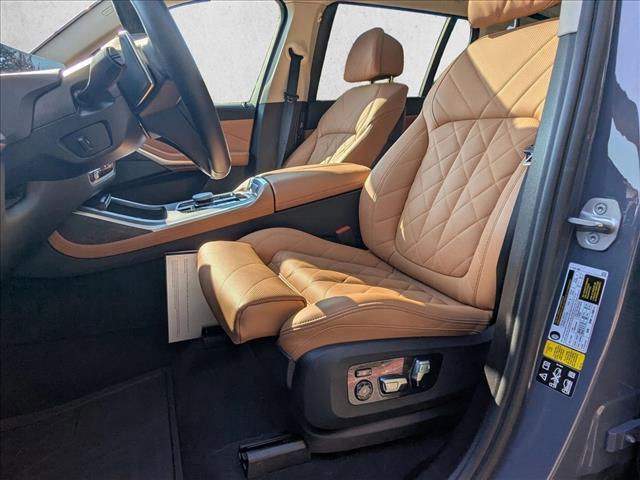 Photo of 2023 Sparkling BMW X7