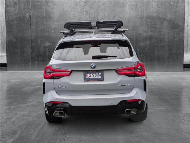 Photo of 2024 Gray Metallic BMW X3