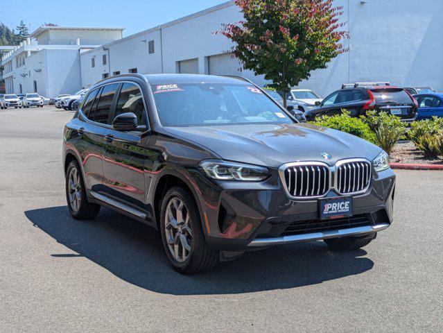 Photo of 2022 Dark Graphite Metallic BMW X3