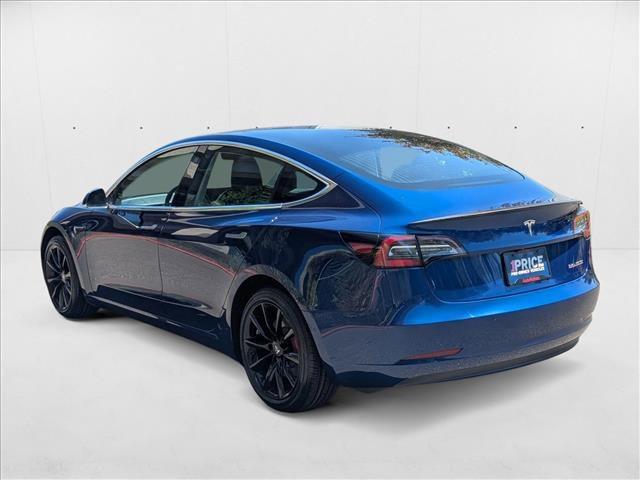 Photo of 2020 Deep Blue Metallic Tesla Model 3
