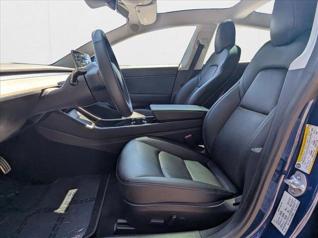 Photo of 2020 Deep Blue Metallic Tesla Model 3