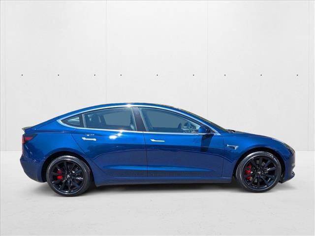 Photo of 2020 Deep Blue Metallic Tesla Model 3