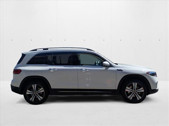 Photo of 2022 Polar White Mercedes-Benz EQB 300