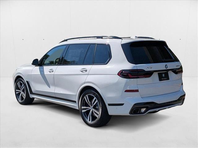 Photo of 2026 Alpine White BMW X7