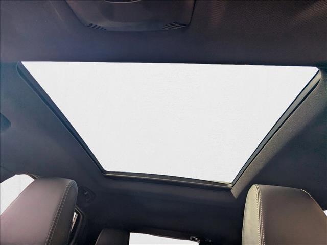 Photo of 2025 Mineral White Metallic BMW X2