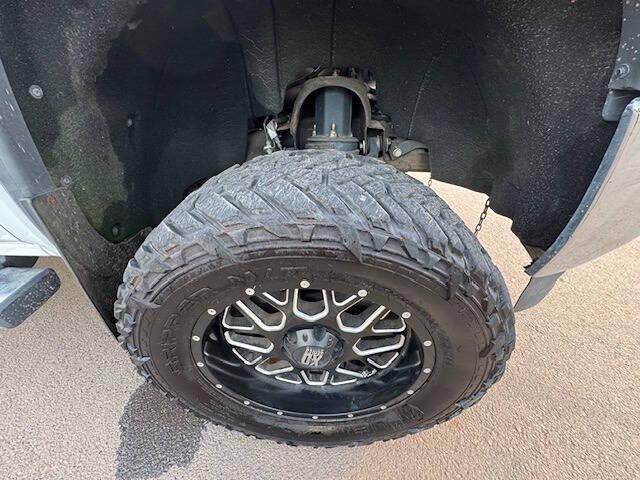 Photo of 2017 White Frost Tricoat GMC Sierra 1500