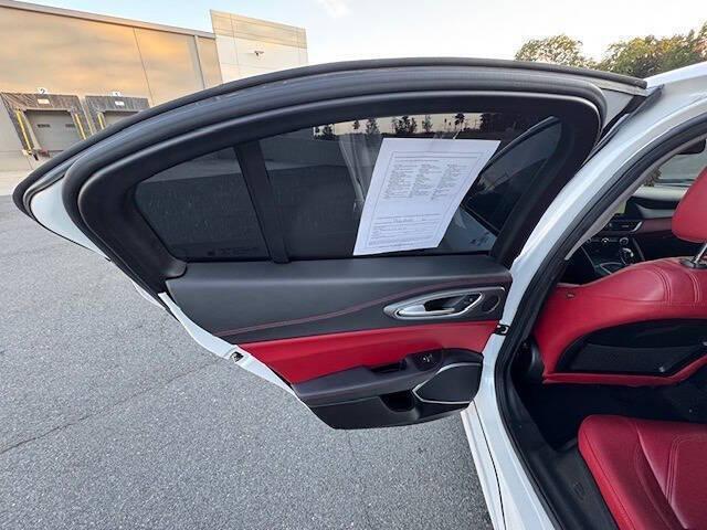 Photo of 2019 Trofeo White Tri-Coat Alfa Romeo Giulia
