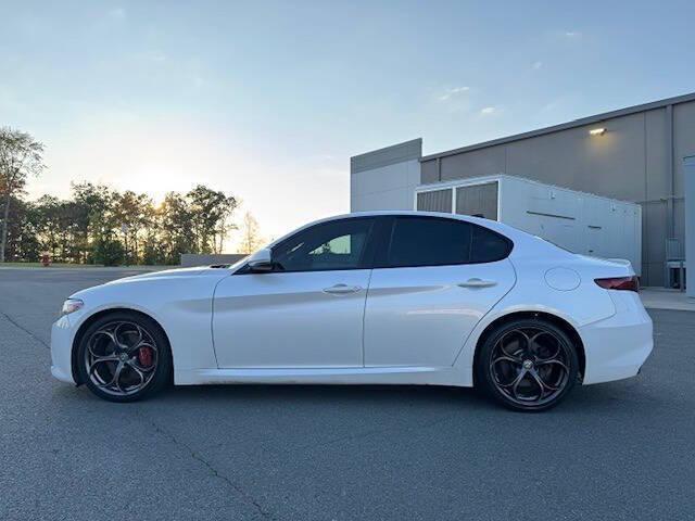 Photo of 2019 Trofeo White Tri-Coat Alfa Romeo Giulia
