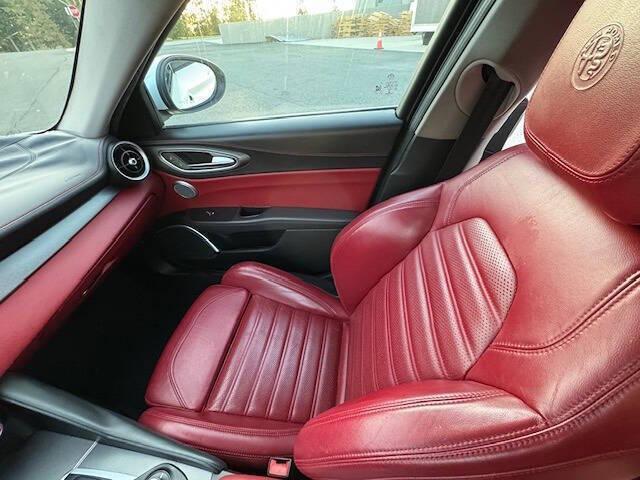 Photo of 2019 Trofeo White Tri-Coat Alfa Romeo Giulia