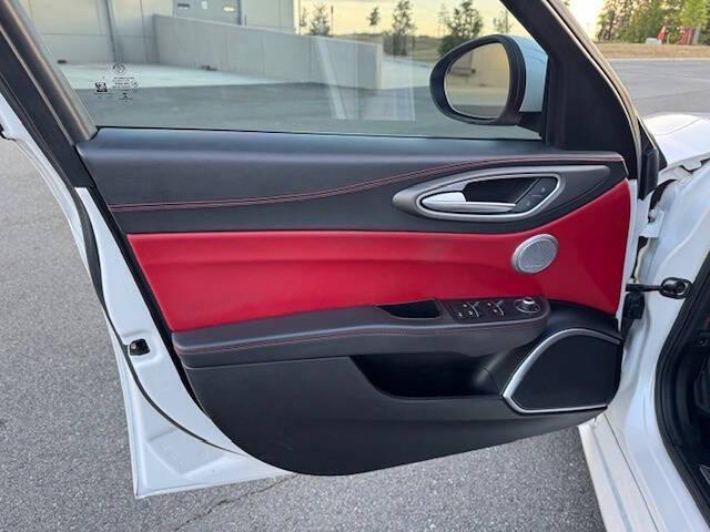 Photo of 2019 Trofeo White Tri-Coat Alfa Romeo Giulia