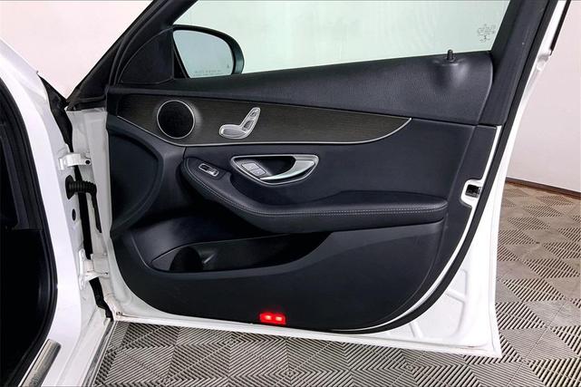 Photo of 2020 Polar White Mercedes-Benz C-Class