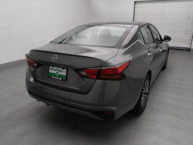 Photo of 2023 Gun Metallic Nissan Altima