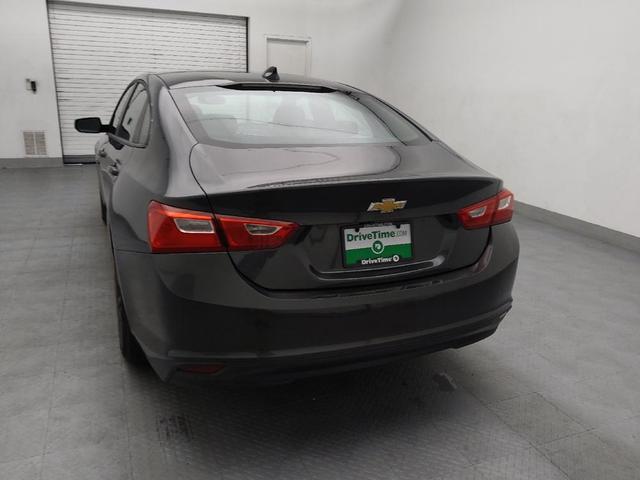 Photo of 2018 Gray Chevrolet Malibu