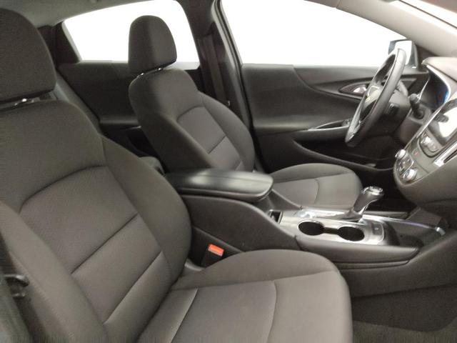 Photo of 2018 Gray Chevrolet Malibu