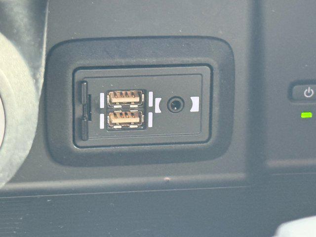 Photo of 2021 Black Toyota Venza