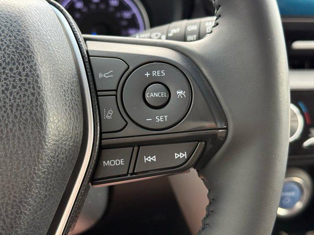 Photo of 2021 Black Toyota Venza