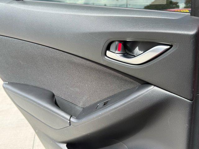 Photo of 2016 Soul Red Metallic Mazda CX-5