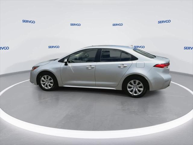 Photo of 2024 Classic Silver Metallic Toyota Corolla