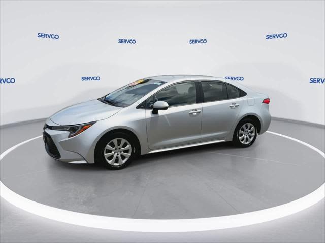 Photo of 2024 Classic Silver Metallic Toyota Corolla