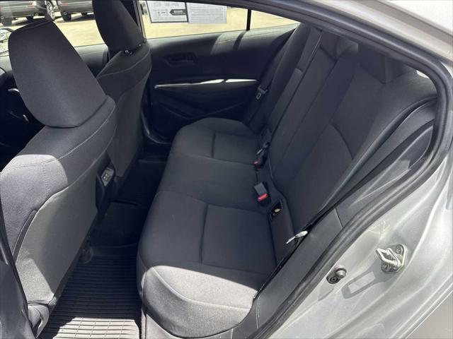 Photo of 2024 Classic Silver Metallic Toyota Corolla