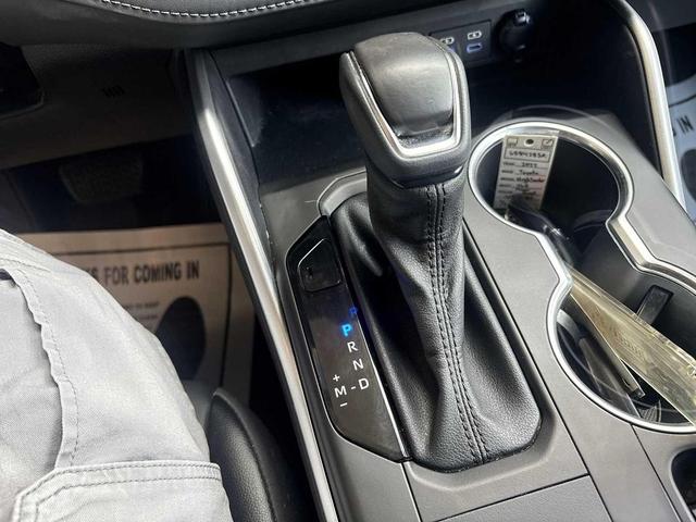 Photo of 2022 MOON DUST Toyota Highlander
