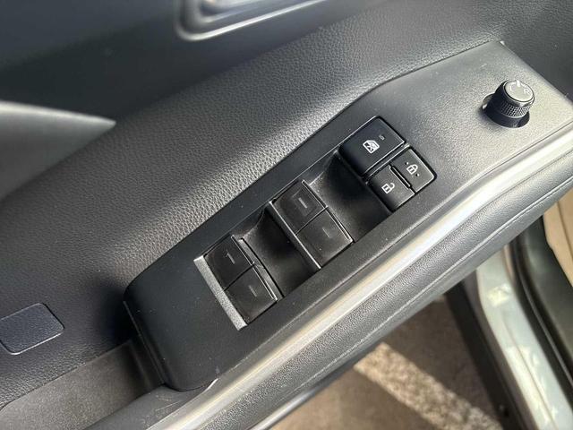 Photo of 2022 MOON DUST Toyota Highlander