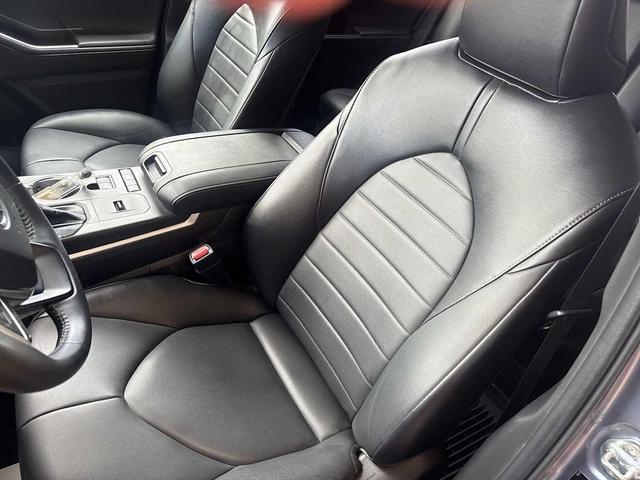 Photo of 2022 MOON DUST Toyota Highlander