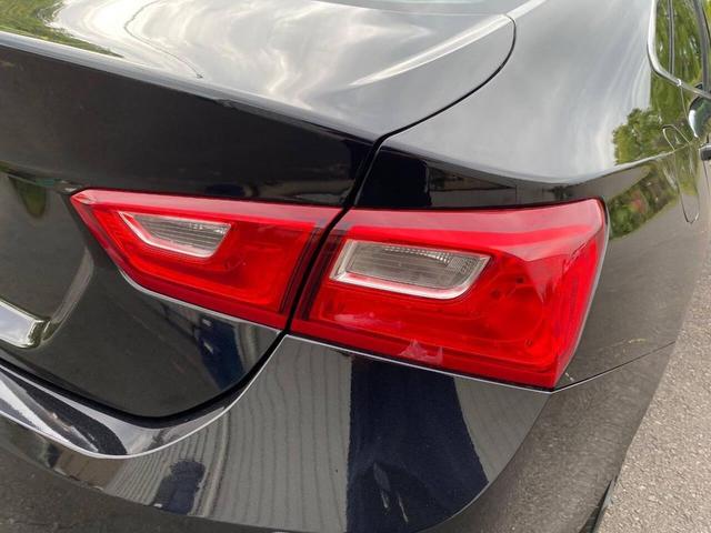 Photo of 2020 Mosaic Black Metallic Chevrolet Malibu