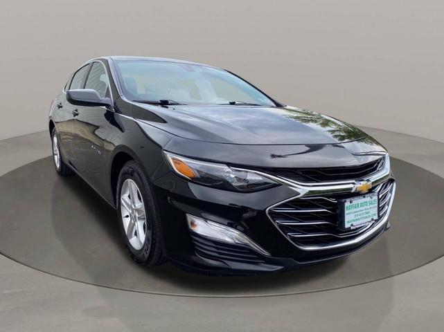 Photo of 2020 Mosaic Black Metallic Chevrolet Malibu