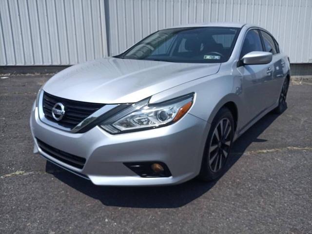 Photo of 2018 Brilliant Silver Nissan Altima