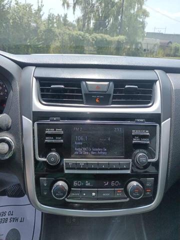Photo of 2018 Brilliant Silver Nissan Altima