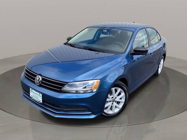Photo of 2015 Silk Blue Metallic Volkswagen Jetta
