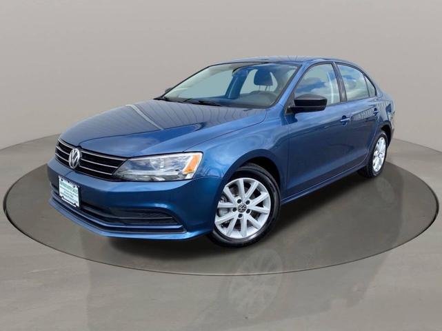 Photo of 2015 Silk Blue Metallic Volkswagen Jetta
