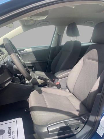 Photo of 2015 Silk Blue Metallic Volkswagen Jetta