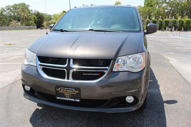 Photo of 2018 Gray Dodge Grand Caravan