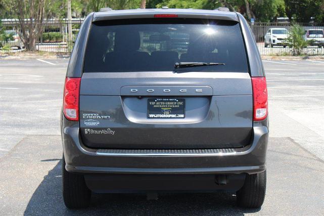 Photo of 2018 Gray Dodge Grand Caravan