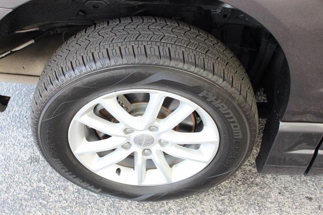 Photo of 2018 Gray Dodge Grand Caravan