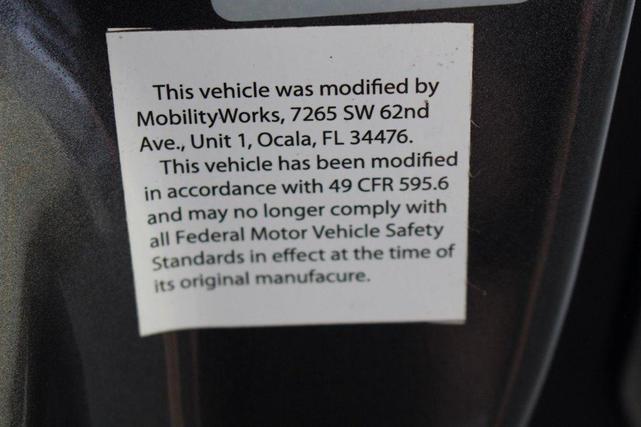 Photo of 2018 Gray Dodge Grand Caravan
