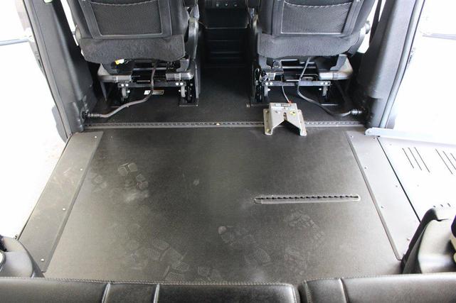 Photo of 2018 Gray Dodge Grand Caravan