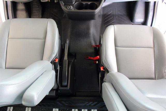 Photo of 2019 White Ford Transit-150