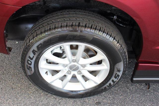 Photo of 2019 Red Dodge Grand Caravan
