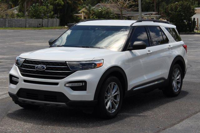 Photo of 2020 White Ford Explorer