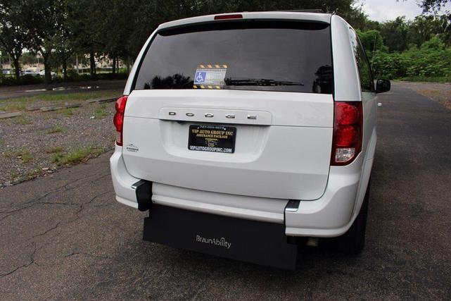 Photo of 2020 White Dodge Grand Caravan