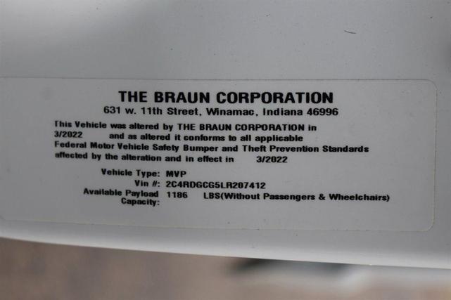 Photo of 2020 White Dodge Grand Caravan