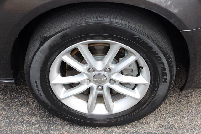 Photo of 2019 Gray Dodge Grand Caravan