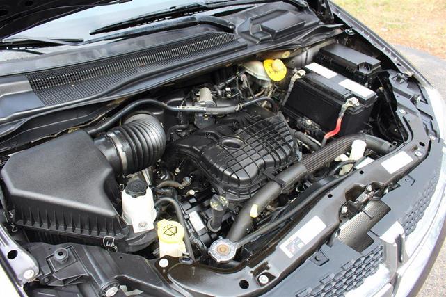 Photo of 2019 Gray Dodge Grand Caravan