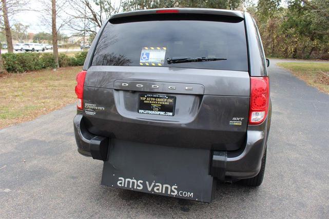 Photo of 2019 Gray Dodge Grand Caravan