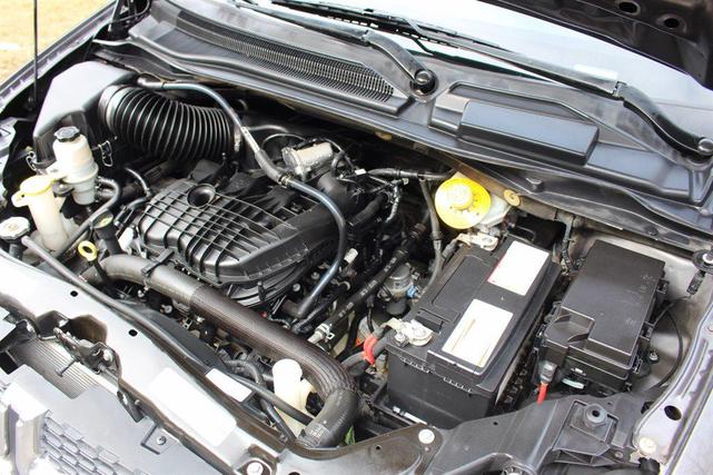 Photo of 2019 Gray Dodge Grand Caravan