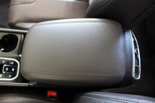 Photo of 2019 Gray Hyundai SANTA FE