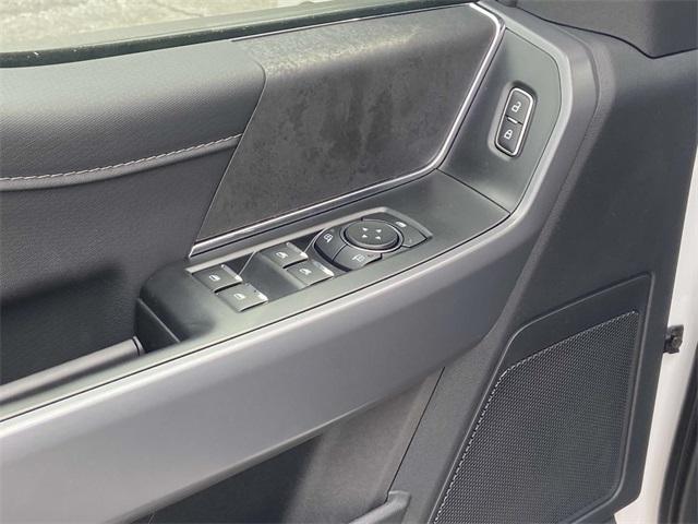 Photo of 2025 Oxford White Ford F-150